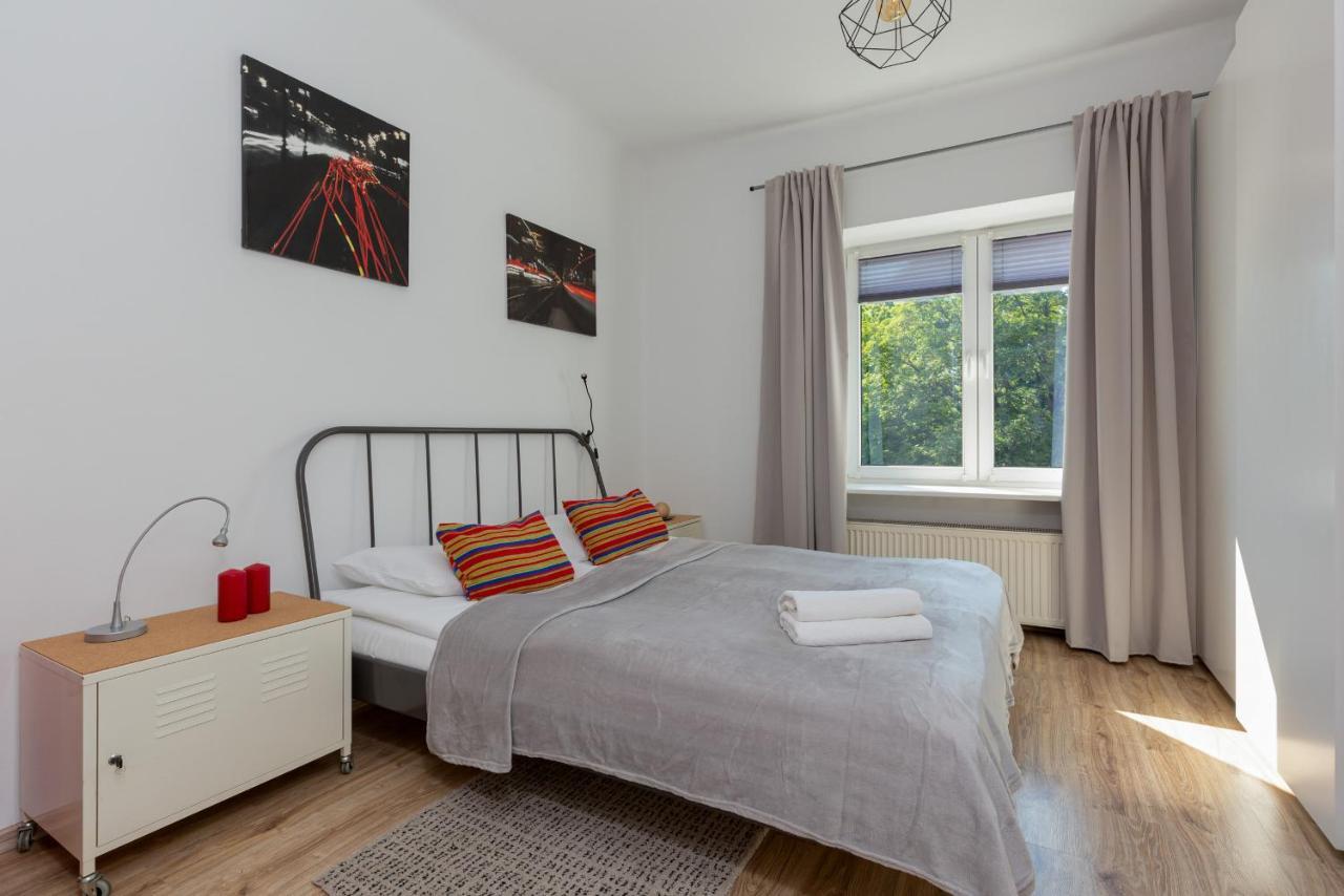 Apartment Bialobrzeska Warsaw By Noclegi Renters Eksteriør bilde
